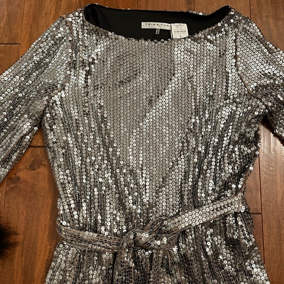 Trina Turk Silver Uhura Sequin Dress with Feather Hem Sz M - Picture 4 of 16